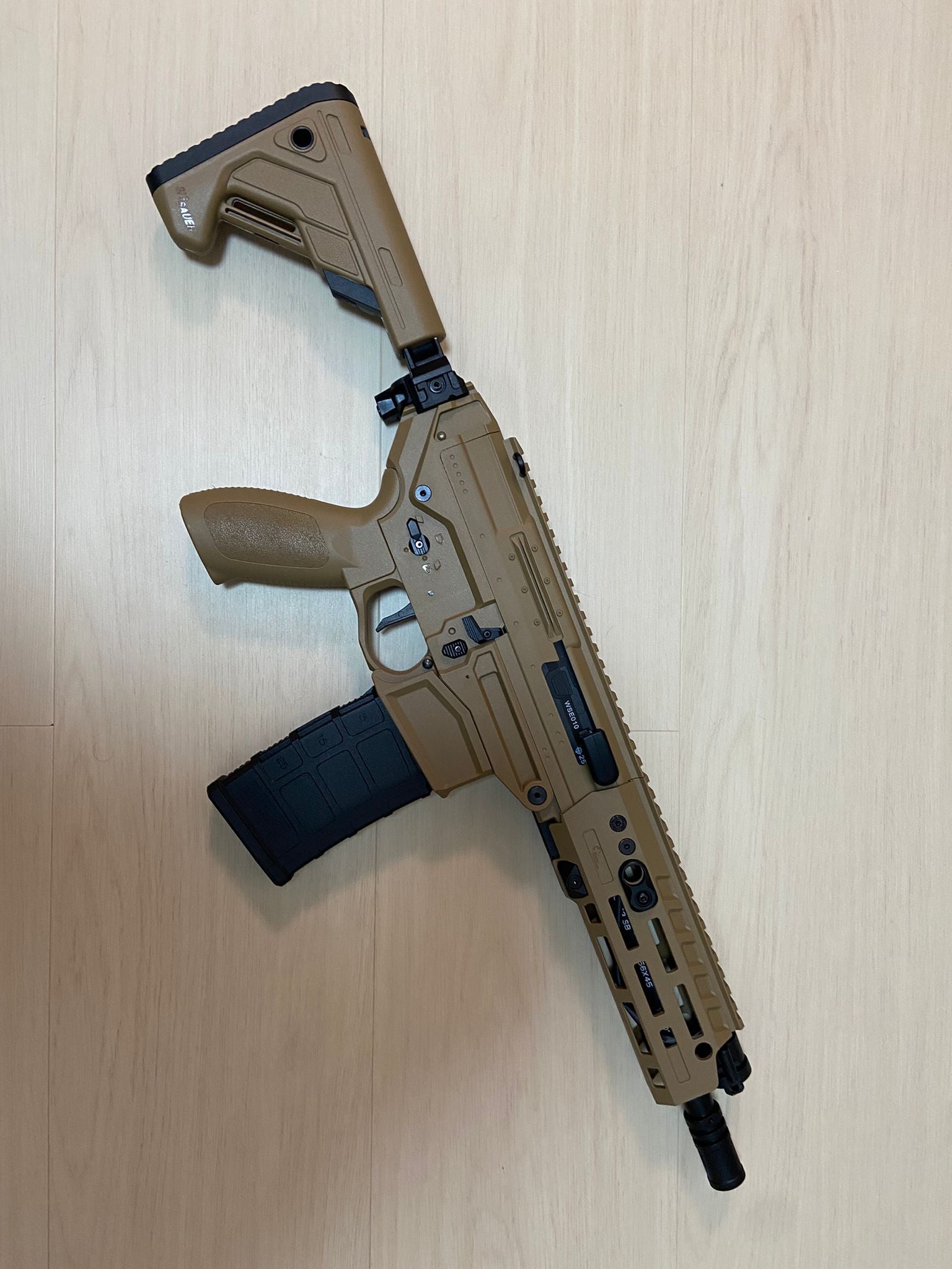 SIG 563 Gel Blaster - Budget version - Available in Black and Tan - AKgelblaster